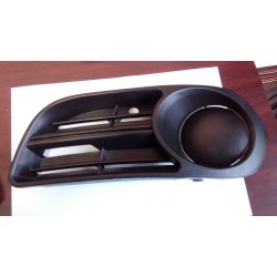Rešetka branika Škoda Fabia bočna rešetka branika Fabia 2005- leva desna bez otvora za maglu